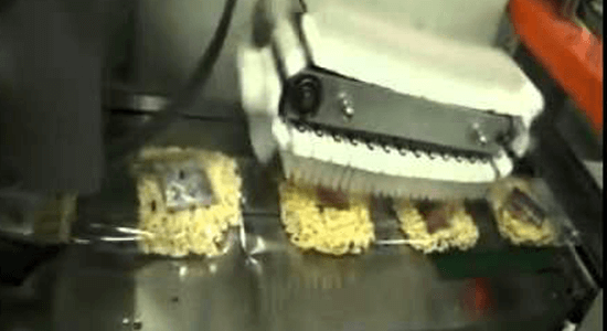 instant noodles packing machine